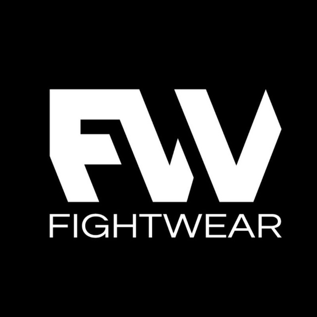 Логотип компании Fightwear